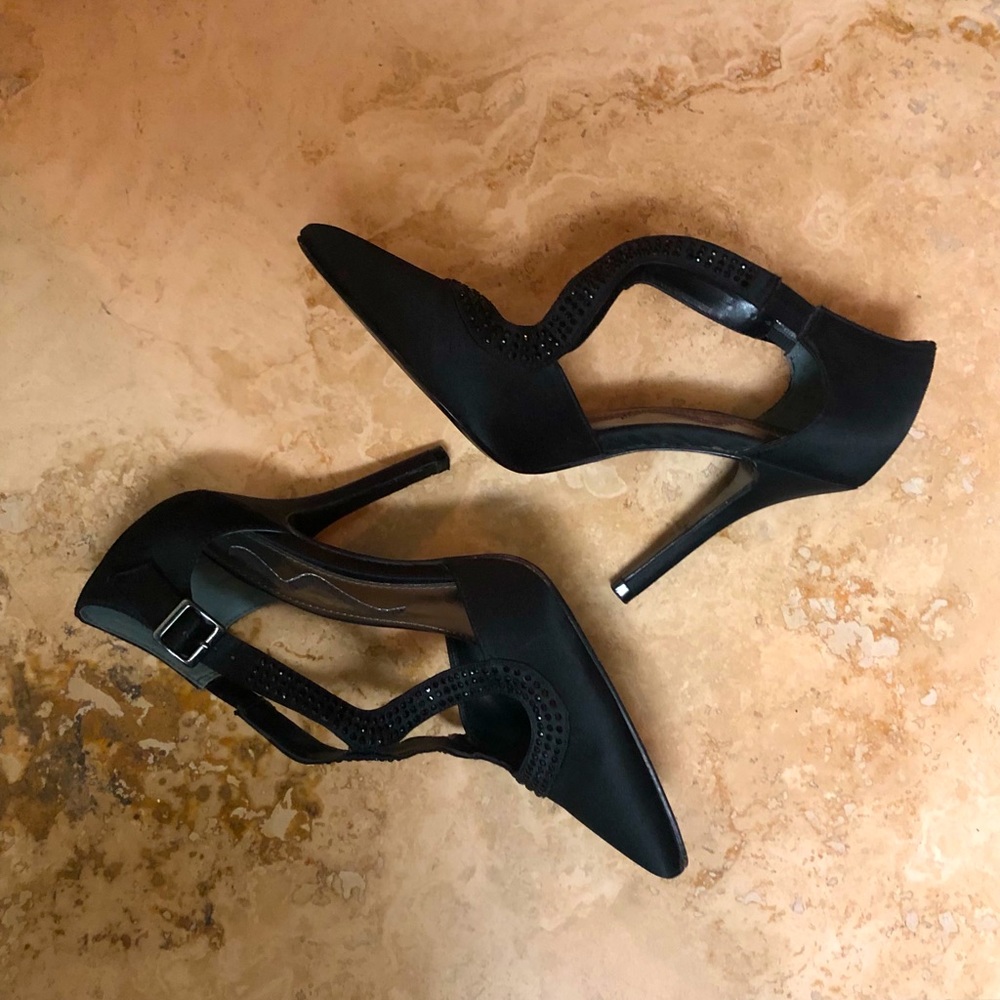 Nina Black Heels Size 8